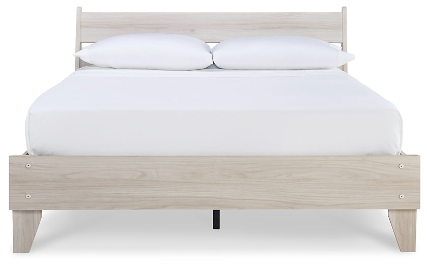Socalle Panel Platform Bed