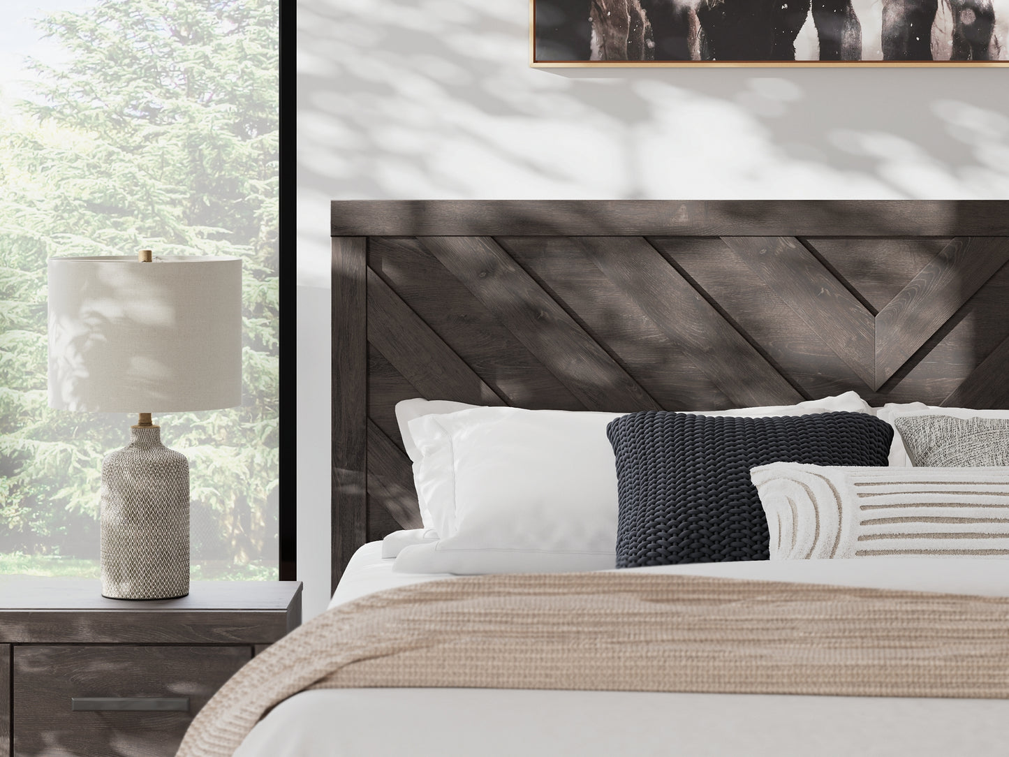 Prendonea Panel Bed