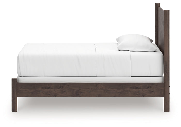 Pamytta Panel Bed
