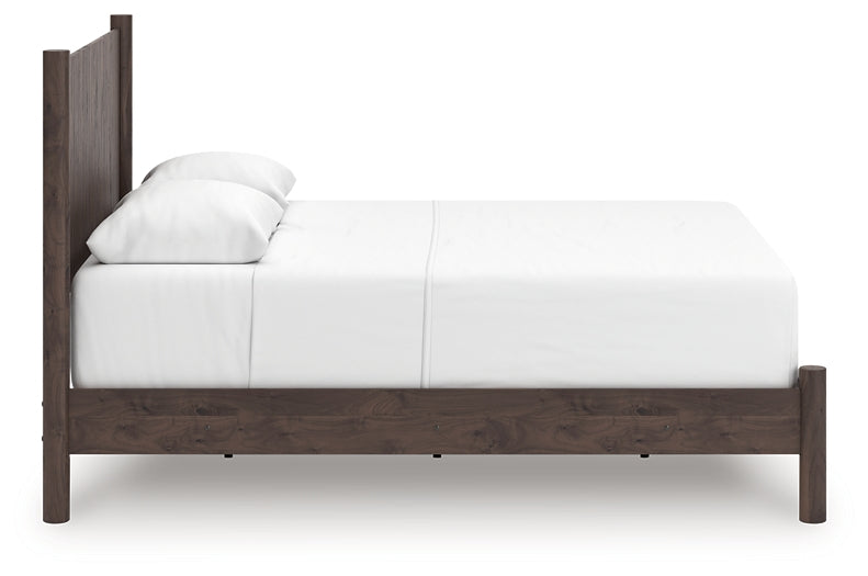 Pamytta Panel Bed
