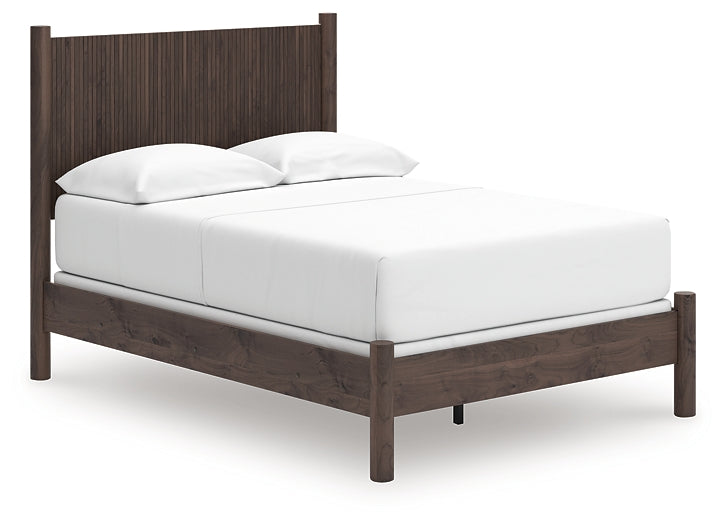 Pamytta Panel Bed
